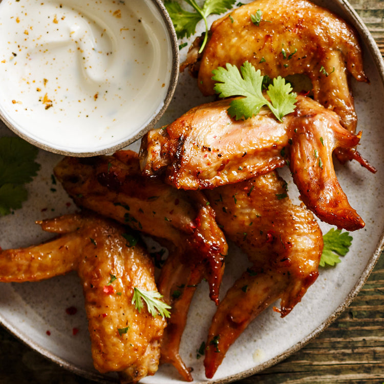 Recette d’ailes de poulet avec l’Assaisonnement à Poulet des Épices du Guerrier.
