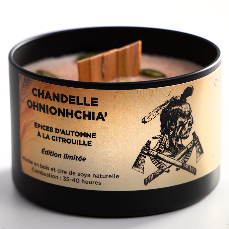 Chargez l'image dans la visionneuse de la galerie, Chandelle Ohnionhchia’ ouverte sur fond blanc
