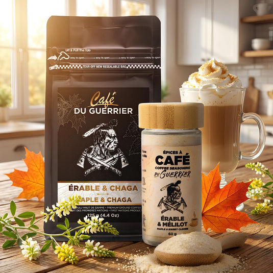 Duo Café Érable et Chaga et épices à café avec latté et crème fouettée
