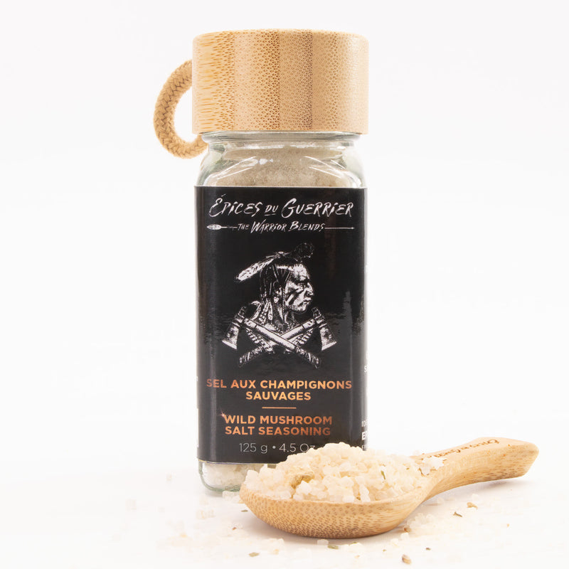 Load image into Gallery viewer, Sel aux Champignons Sauvages 125g - Saupoudroir en verre avec bouchon en bois | Épices du Guerrier
